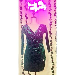 Frashion nova dress brand new, size M.